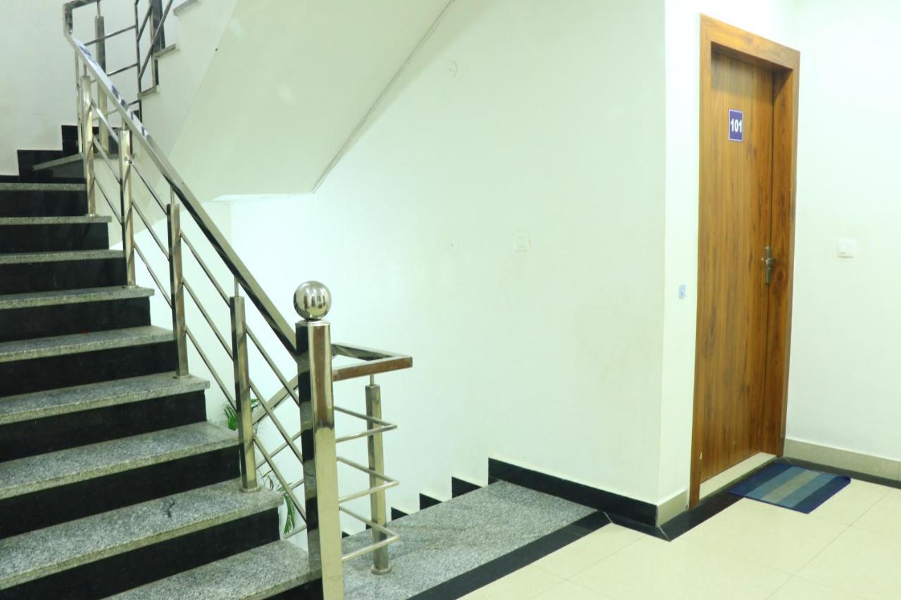 Hotel Namami Tapovan ริชิเคช ภายนอก รูปภาพ