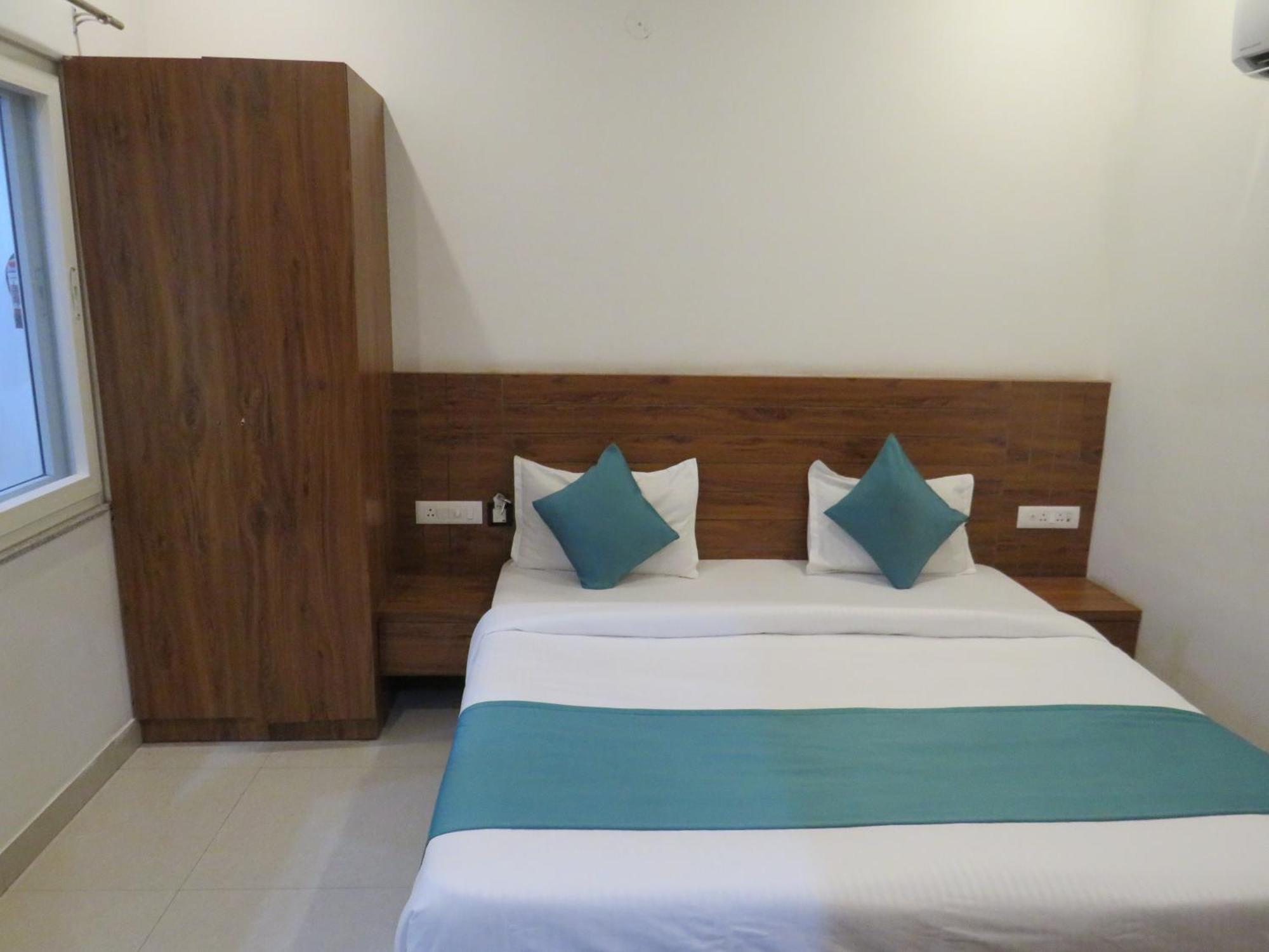 Hotel Namami Tapovan ริชิเคช ภายนอก รูปภาพ