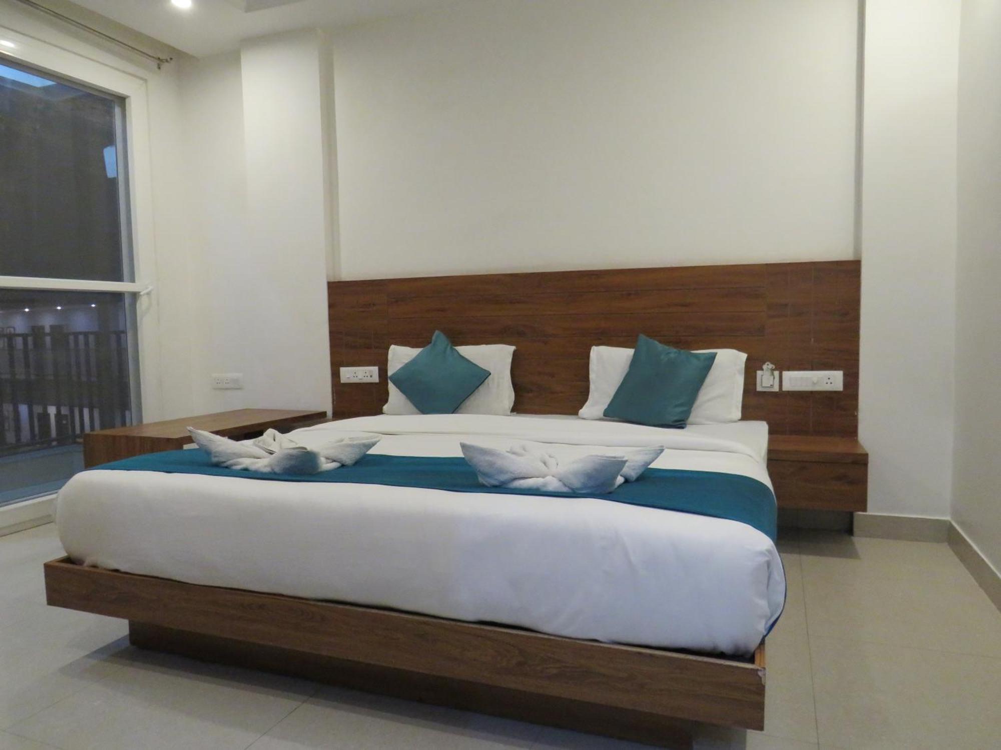 Hotel Namami Tapovan ริชิเคช ภายนอก รูปภาพ