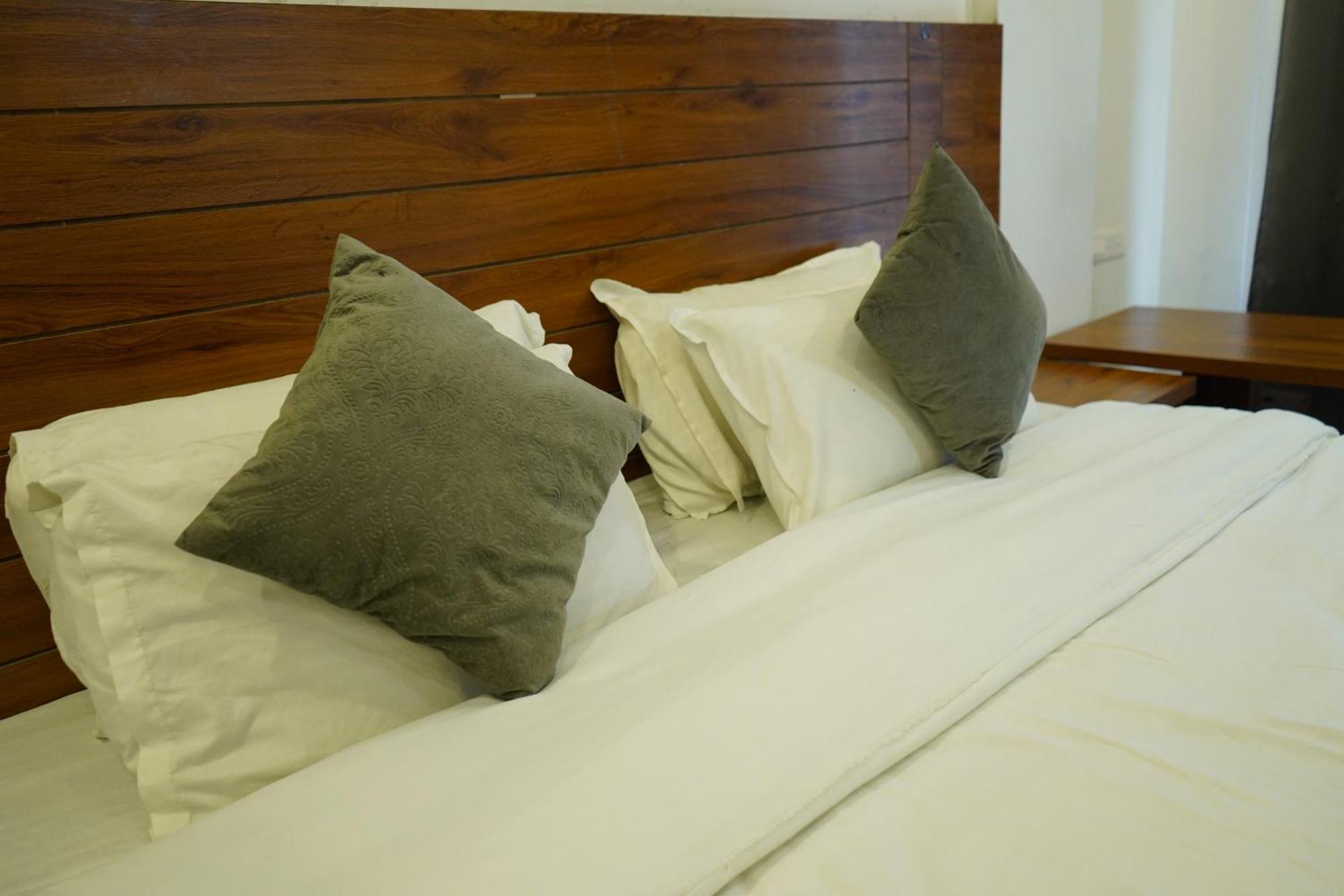 Hotel Namami Tapovan ริชิเคช ภายนอก รูปภาพ